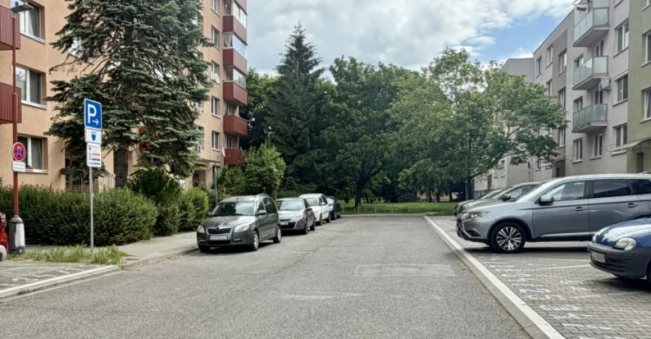 Parkovanie Senica Stefanikova
