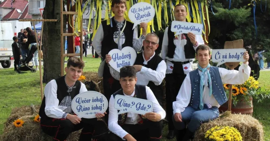 Kamaradzi 1