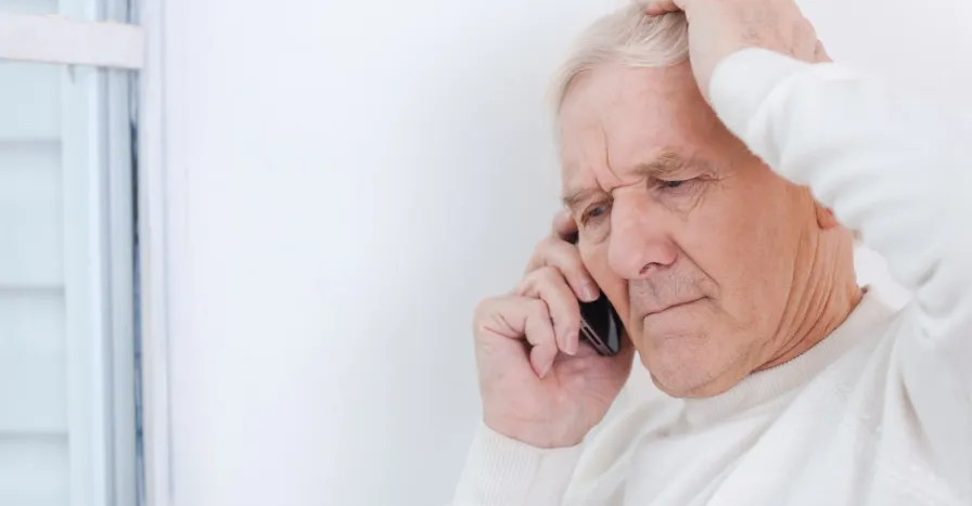 Senior Telefonat Podvod