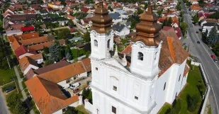 Velke Levare Kostol Veza