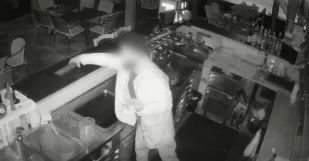 Policia Malacky Vlamanie Bar