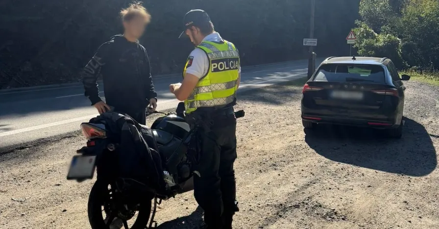 Policia Motorkar Pezinska Baba