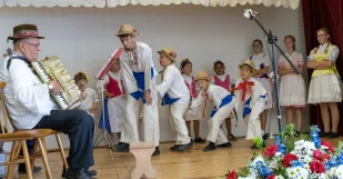 Detsky Folklorny Subor Nadej Kuklov Smolinske