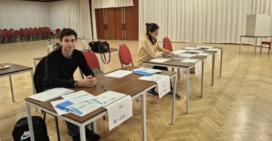 Volby 2026 Senica Volebna Miestnost Foto Trnavske Radio