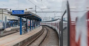 Mimoriadne Vlaky na Jesenne Prazdniny a Dusicky