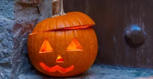 Illuminated Jack o Lantern Carved For Halloween D 2026 09 21 11 37 44 Utc