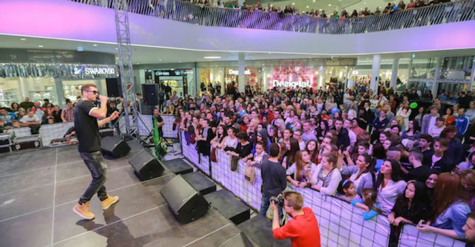 Bory Mall Otvorenie Majk Spirit