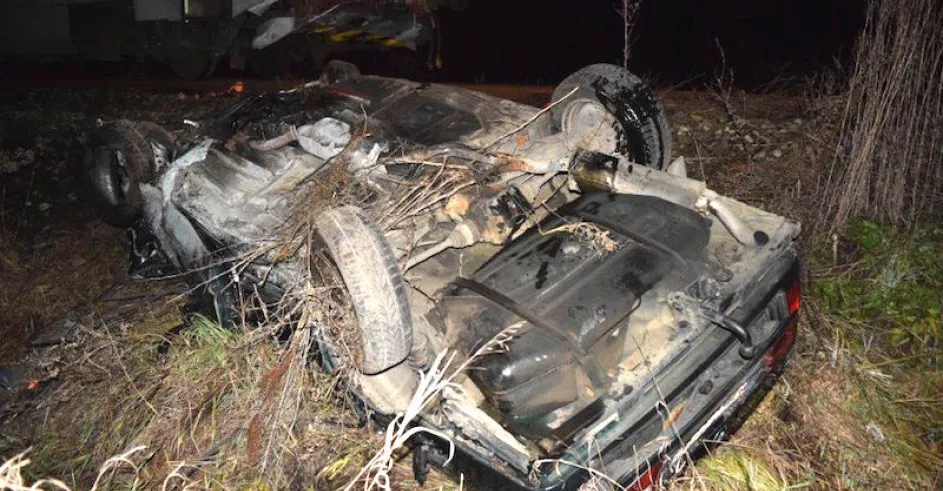 Dopravna Nehoda Vlak Auto Kopcany