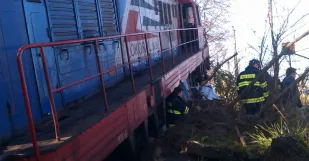 Vykolajeny Vlak Kuty 4