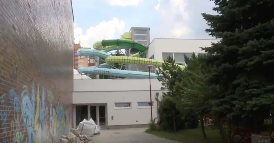 Plavaren Senica Rekonstrukcia