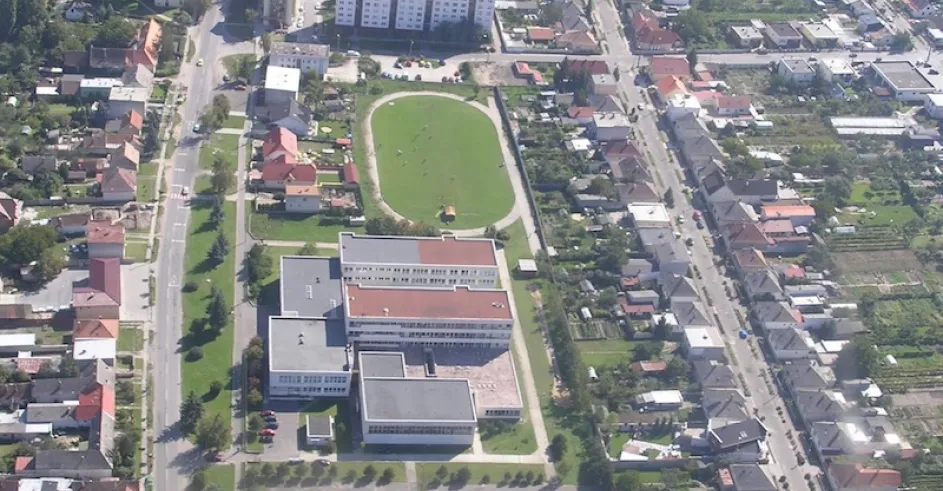 Zahoracka Ulica 4 Zakladna Skola Malacky