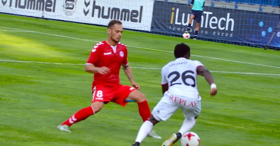 Futbal Fk Senica Alan Kovac Hilary Gong Chuhwak