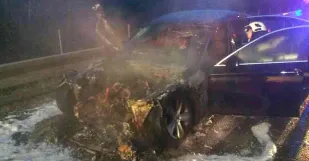 Poziar Auto D2