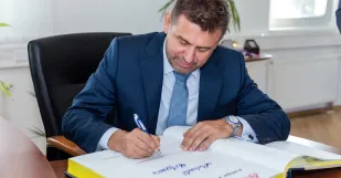 Minister Zivotneho Prostedia v Malackach