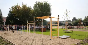 Nove Sportovisko v Centre Malaciek