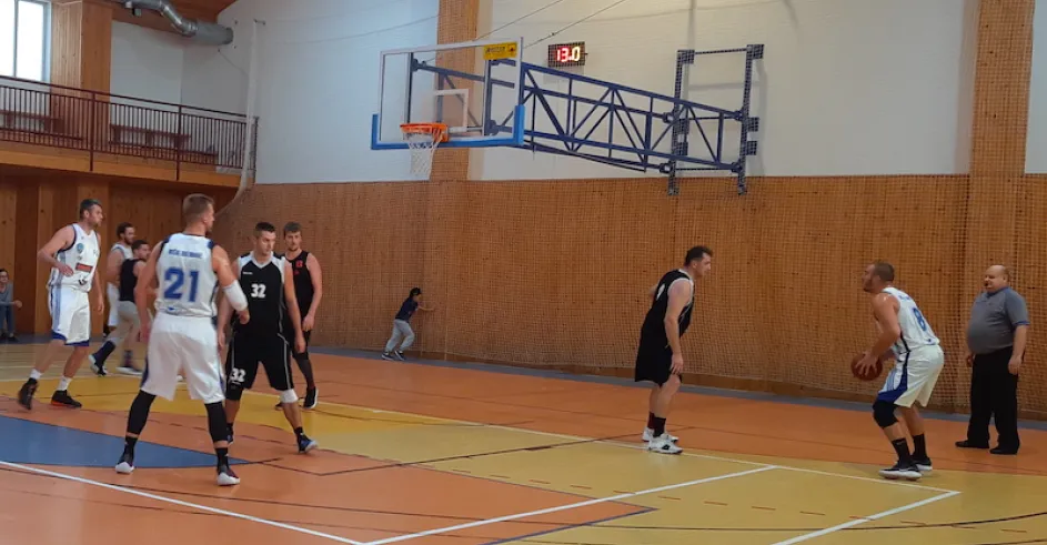 Basketbal Holic 1