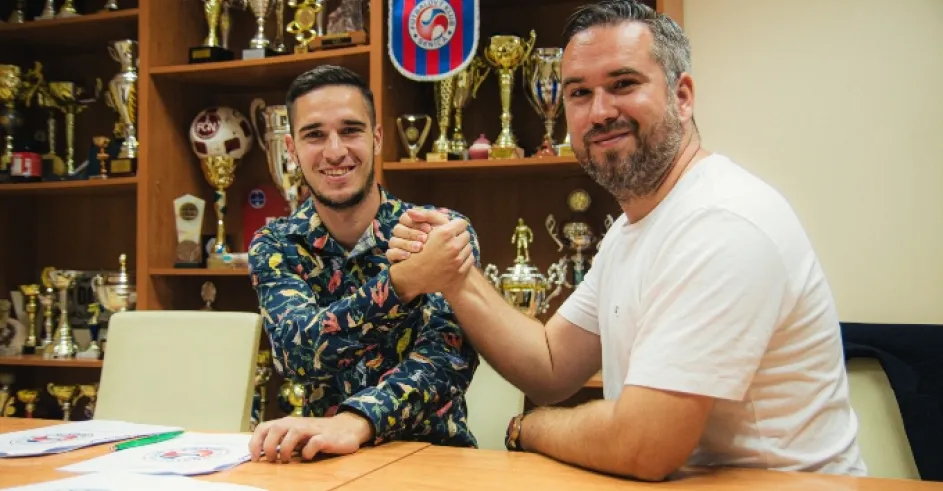 Fk Senica Masulovic