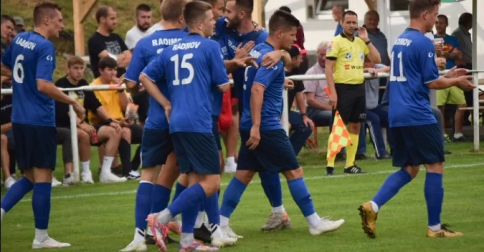 Futbal Radimov