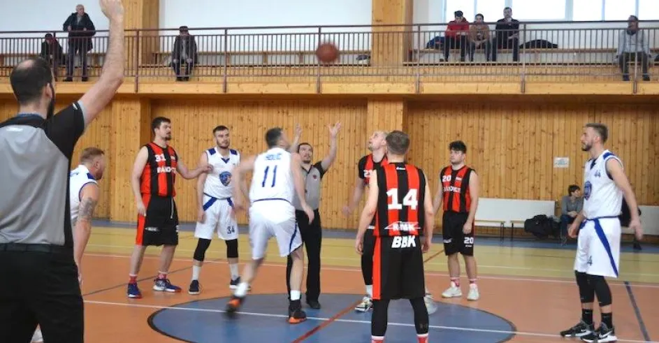 Basketbal Holíč