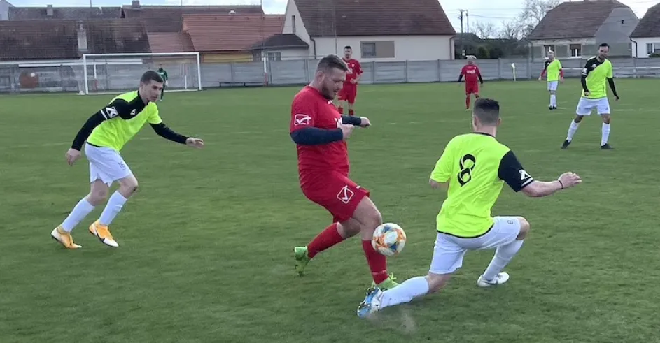 Futbal Sekule Šajdíkove Humence2