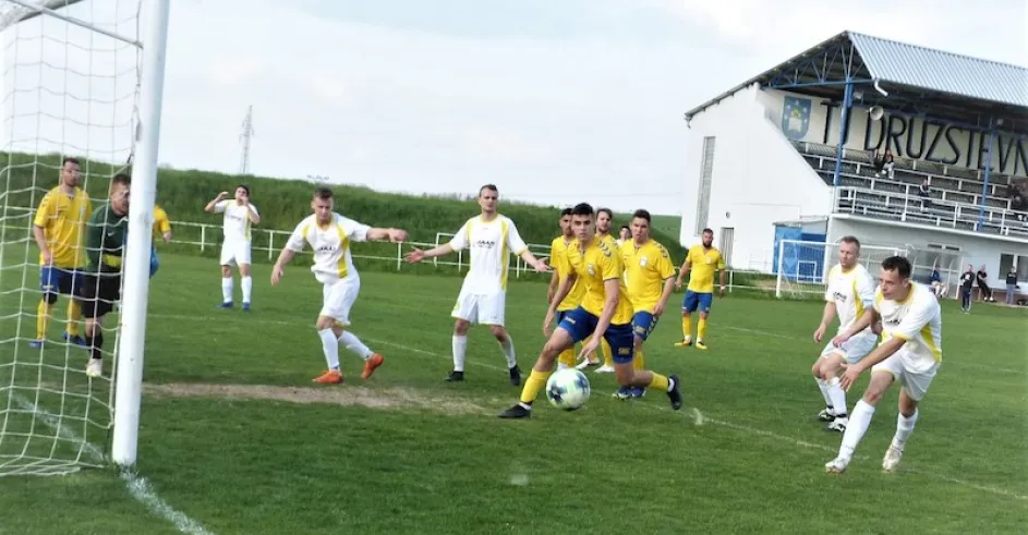 Futbal Hlboké Slovan Šaštín