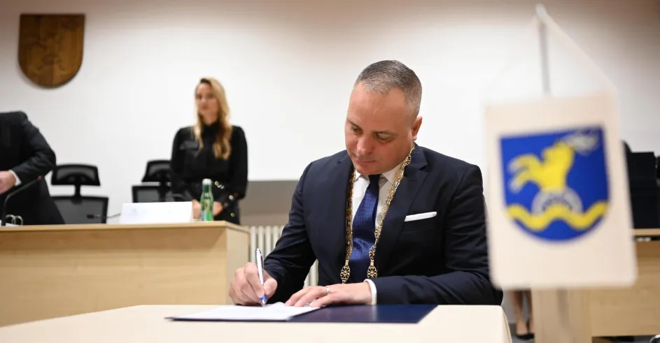 Ustanovujuce Zastupitelstvo Bsk Juraj Droba