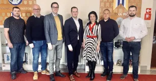 Senickú delegáciu okrem primátora tvoril aj jeho zástupca Filip Lackovič, člen komisie športu pri MsZ Gabriel Bartošek a za Futbalový klub Senica, n.o. Ivan Tobiáš.