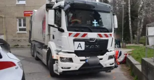 Policia Senica Nehoda Chodec Smetiari