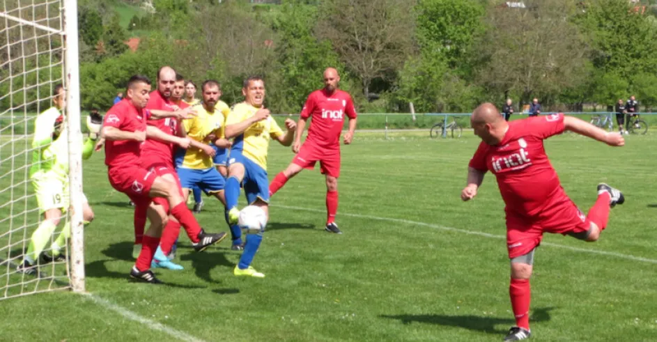 Kunov - Sekule 3:2. Nebezpečná situácia pred bránou hostí.