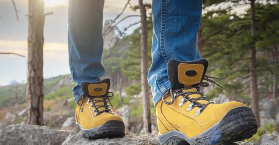 Ako Si Vybrat Perfektne Turisticke Topanky na Letne Vylety