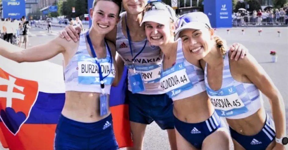 Ema Hacundova