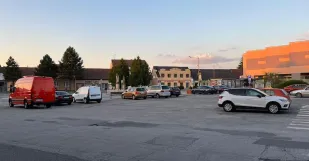 Namestie Sastin Straze Parkovanie 3
