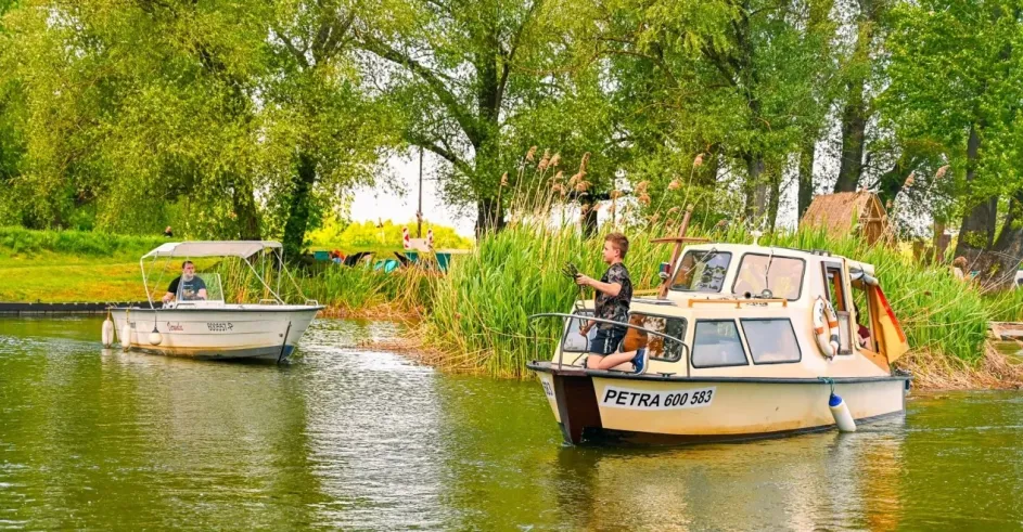 Trnavsky Kraj Zazitkov Batov Kanal
