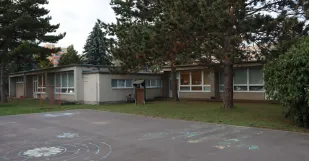Senica Skolka Robotnicka