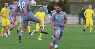 Foto zo zápasu Slovan Šaštín - Štefanov. Foto: Rasťo Mjakiš