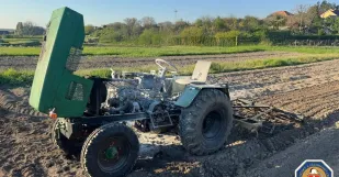 Malotraktor Poziar Plavecky Peter