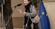 Lucia Kotvanová na proteste v Malackách, zdroj: Barbora Cholková / Záhorie je Európa
