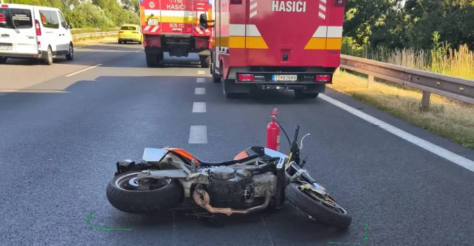 Dialnica Kuty Nehoda Motorka Policia
