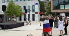 Piatkový protest na Námestí u Severínka v Malackách (foto: Záhorí.sk)