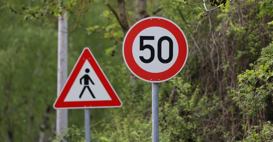 50 Kmh Znacka Rychlost