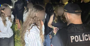 Policia Alkohol Mladistvi 08 25