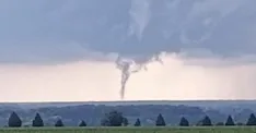 Podozrenie na tornádo pri slovensko-českom pohraničí