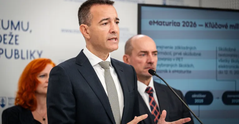 Elektronické maturity budú už tento rok (zdroj: Ministerstvo školstva)