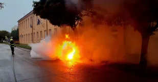 Poziar Auto Skalica 09 25