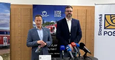 Lístky na vlak predáva už aj Slovenská pošta. Dopravca hovorí o lacnejšom riešení než sú automaty