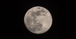 Mesiac 123Rf.com Id 123823330