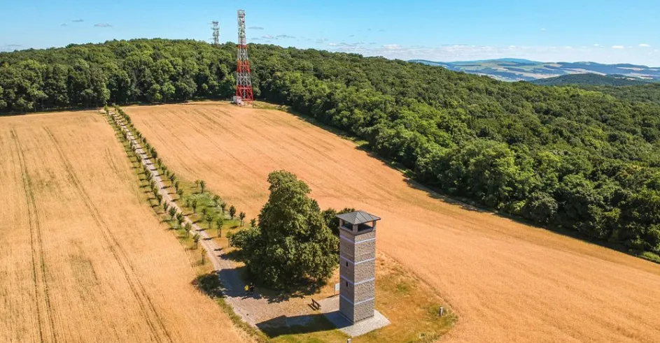 Uninska Alej Zhora Zdroj Cestujzamenej.sk