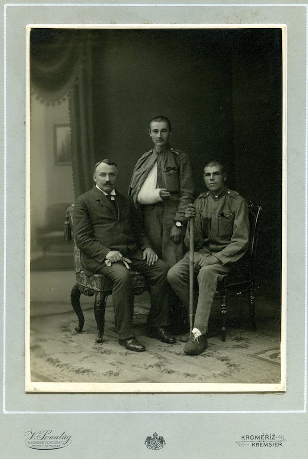 Dr-Pavel-Blaho-ako-vojensky-lekar-v-Kromerízi-1915-archiv-ZM-v-Skalici