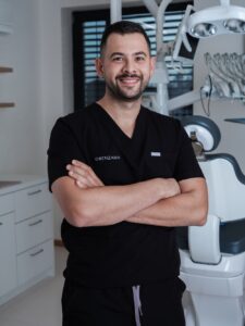 Dr. Frederik Orenčák, Zubná klinika Orenzahn Moravský Svätý Ján