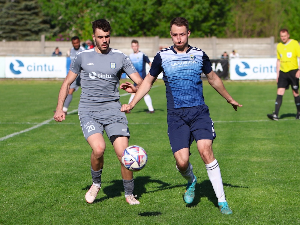 Foto zo zápasu Šašín - Rybky 1:3. Foto: Rasťo Mjakiš